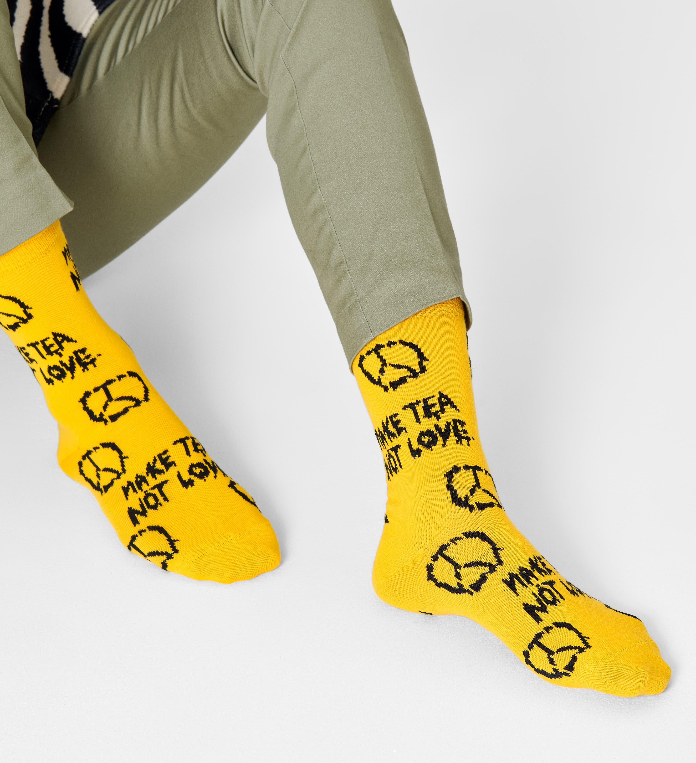 Pacco da 6 Unisex-Adulto Visita lo Store di Happy SocksHappy Socks Monty Python Gift Set Calzini 