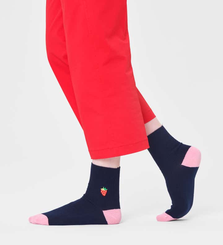 Ribbed Embroidery Strawberry 1/2 Crew Sock 3